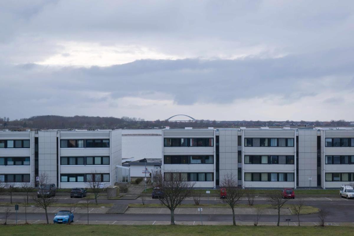 Inselblume 80 - Gemuetliche Ferienwohnung, Blick Auf Die Fehmarnsundbruecke Burgtiefe auf Fehmarn Bagian luar foto
